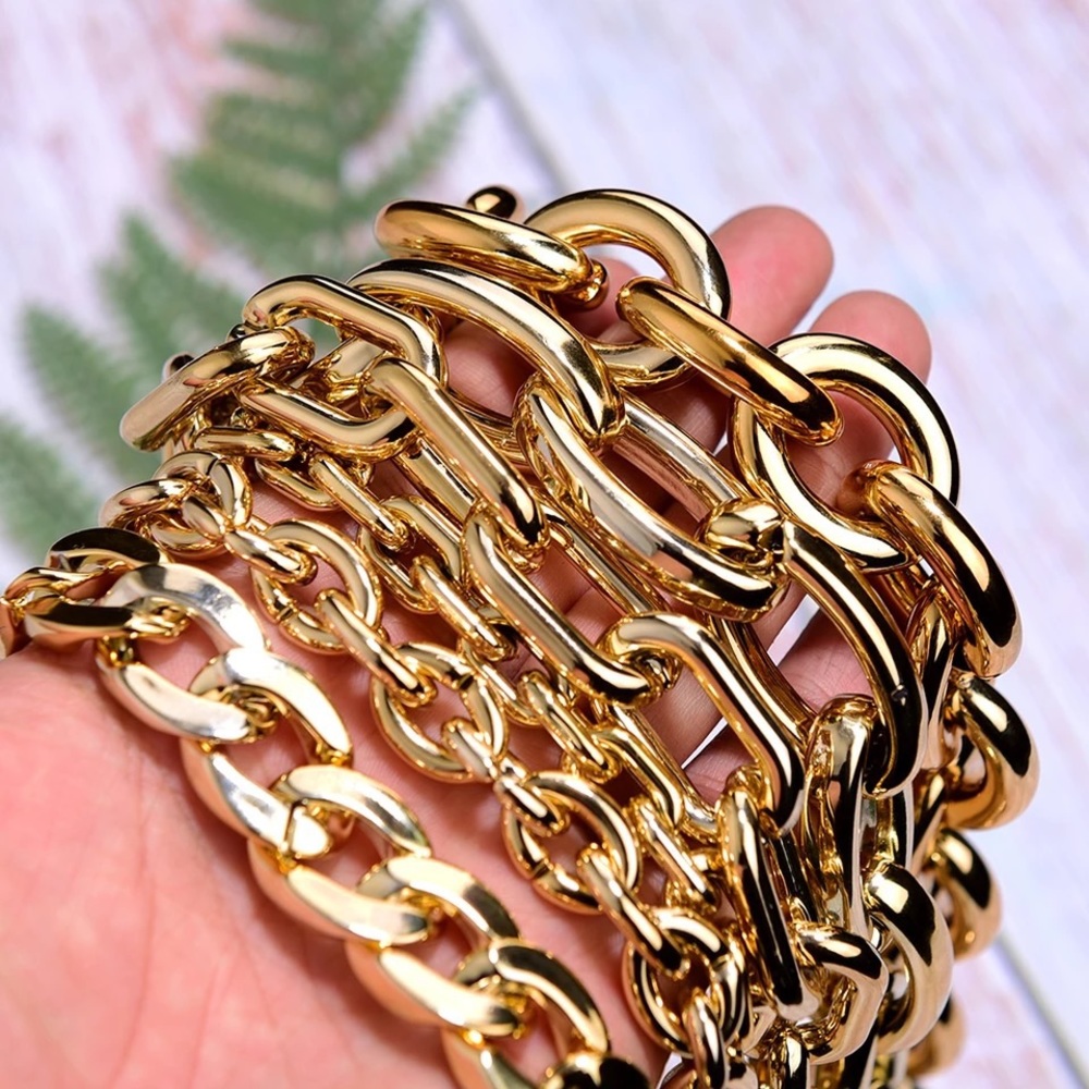 Zara 29.5” Gold Chunky Big Link Chain Bicolor Links Lightweight Necklace - Picture 11 of 15